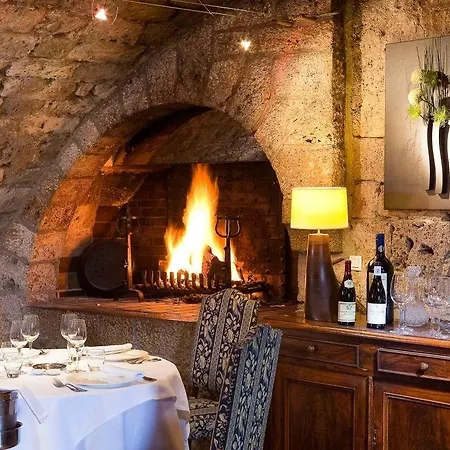 克雷塞尔城堡酒店 酒店