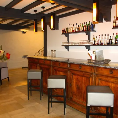 酒店 克雷塞尔城堡酒店