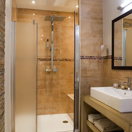 Otel Chateau De Creissels