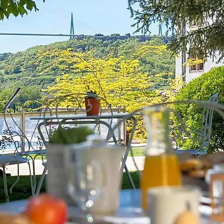 Chateau De Hotel Creissels