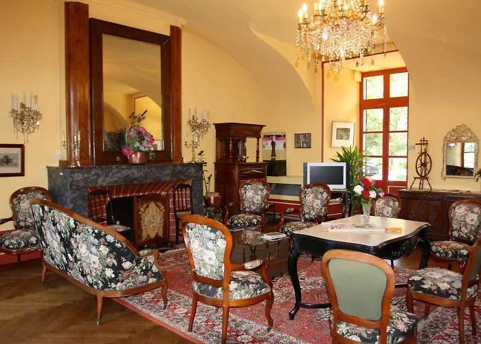 Hotel Chateau De 4*